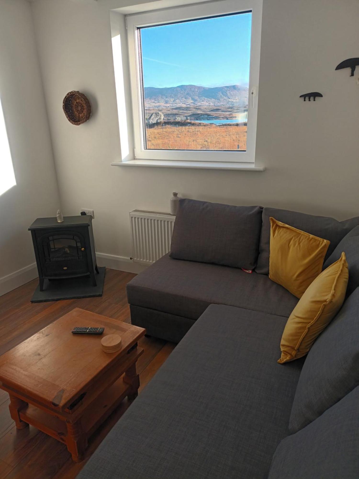 Connemara Lake View Apartment Camus Eighter Exterior foto